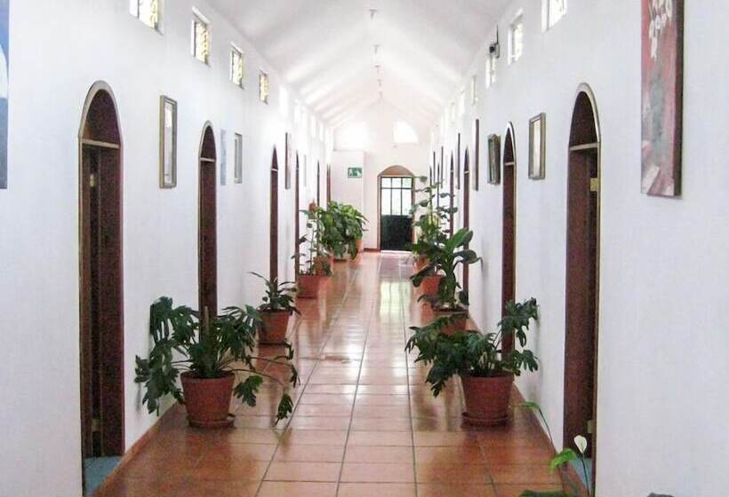 فندق Posadas Ocampo Rotamundos