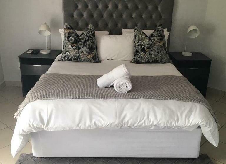 پانسیون 11 On Grace