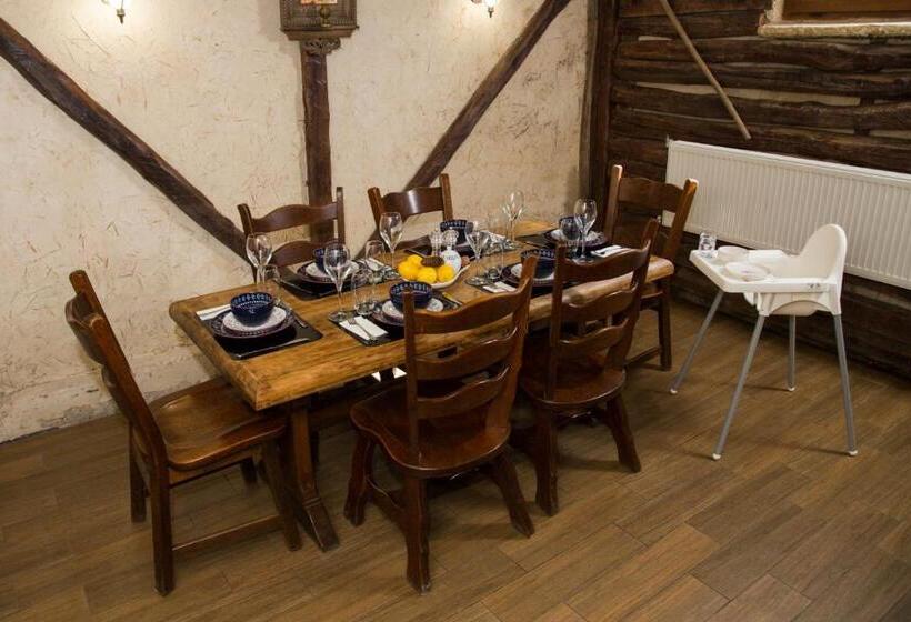 پانسیون Guest House Mikaela
