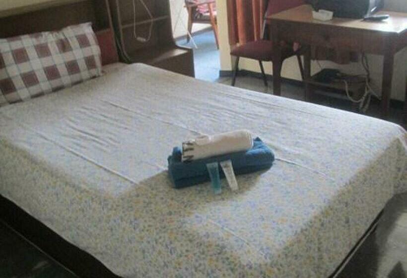 ペンション Tre Fontane Guesthouse