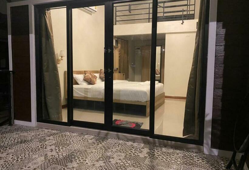 استراحتگاه Piumsuk Villa
