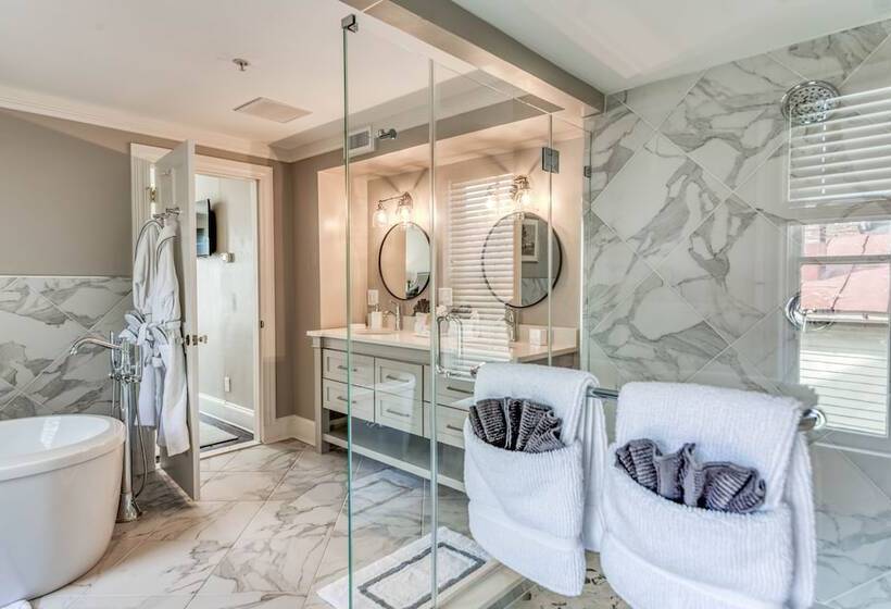 هتل 134 Prince   Luxury Boutique