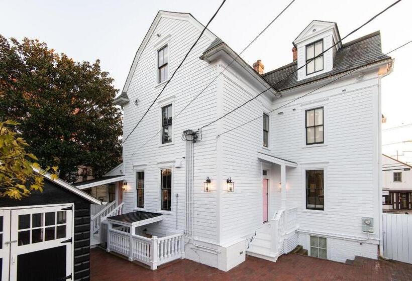 هتل 134 Prince   Luxury Boutique