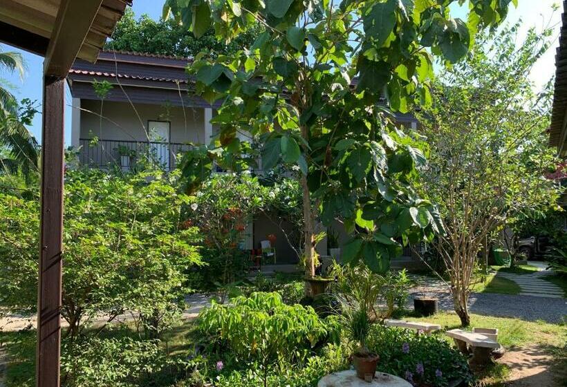 Hotel Green Pepper Garden