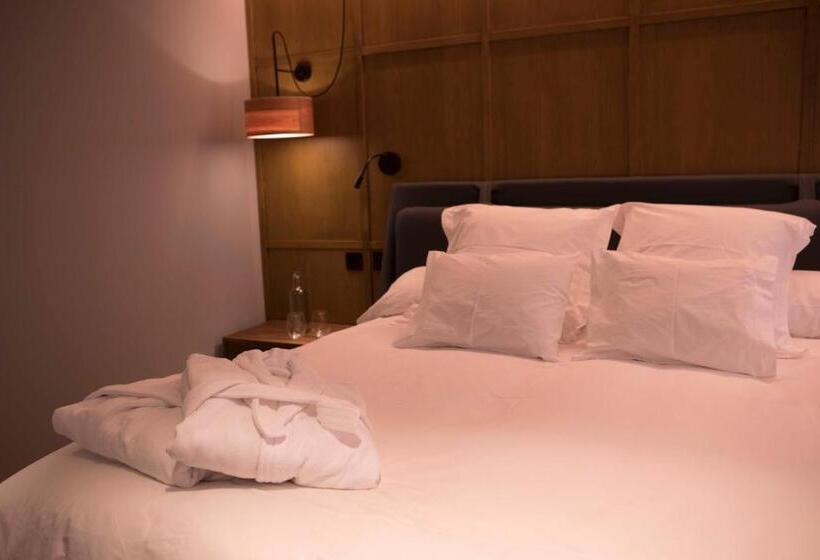 Vallivana Suites