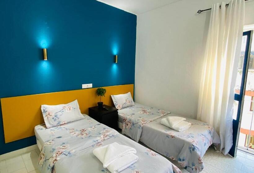 هاستل Central Atlantic Beach Guesthouse