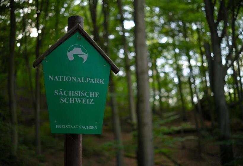 ホテル Gasthof Ungerberg