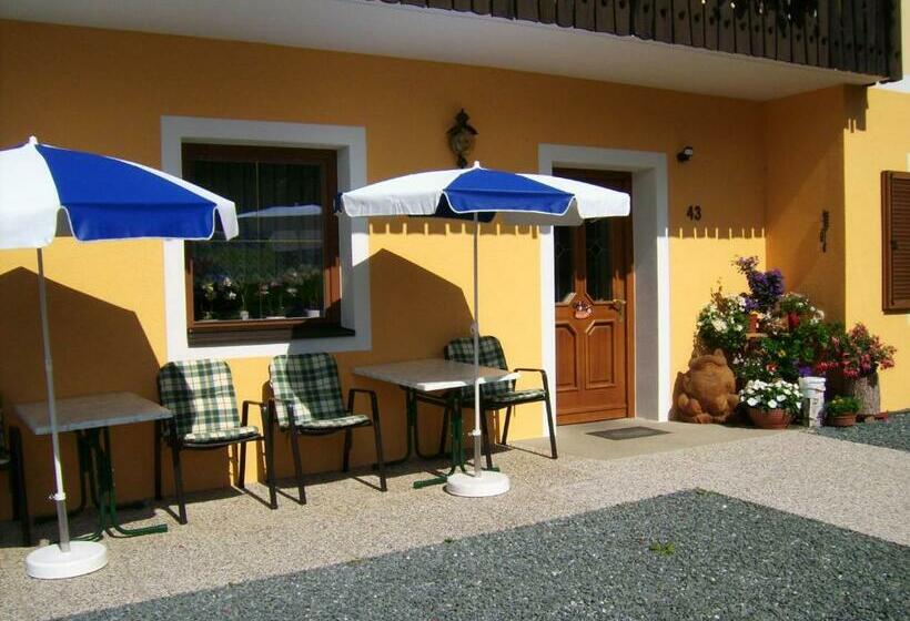 פנסיון Haus Alpenfriede