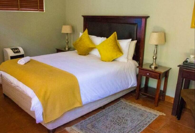 ペンション Monacco Guest House