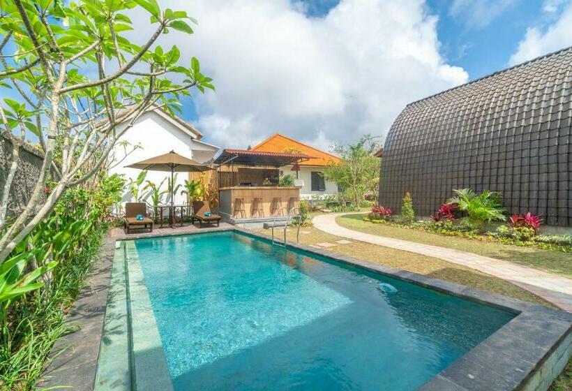 پانسیون Wooden Puri Guesthouse By Bukit Vista