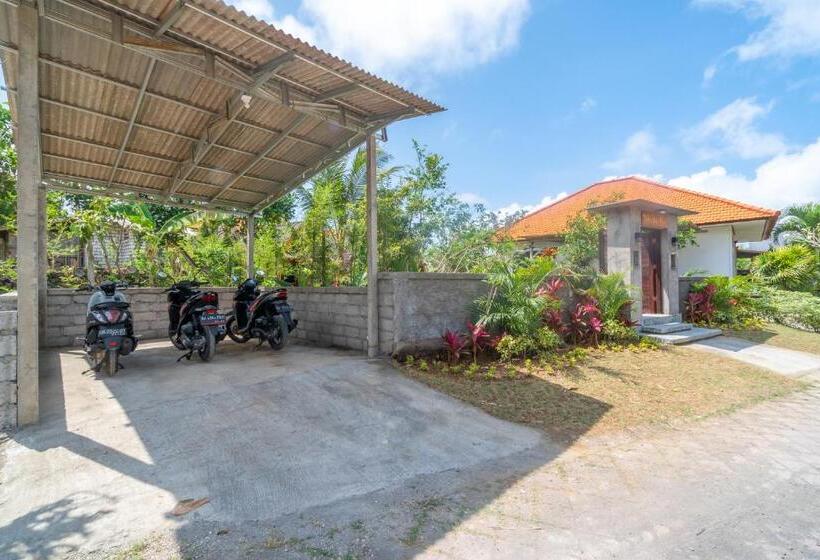 پانسیون Wooden Puri Guesthouse By Bukit Vista