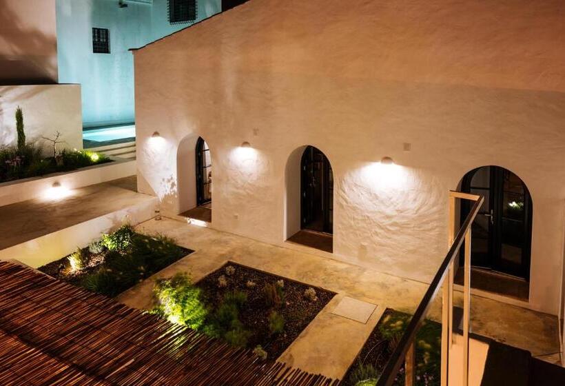 تختخواب و صبحانه Aljana Guest House Beja