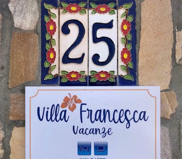 پانسیون Affittacamere Villa Francesca