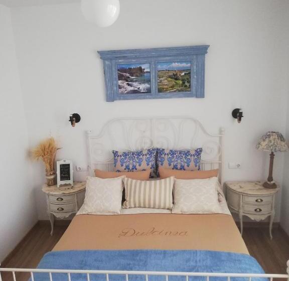 پانسیون Hostal El Lugar De La Mancha