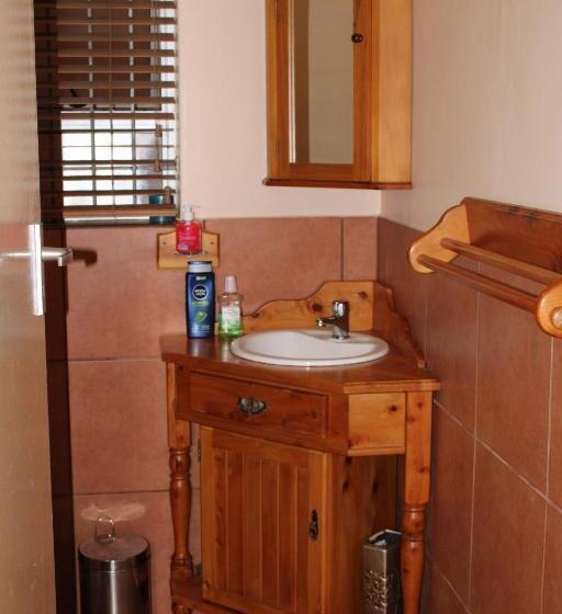 Пансион Seaview Executive Guest House