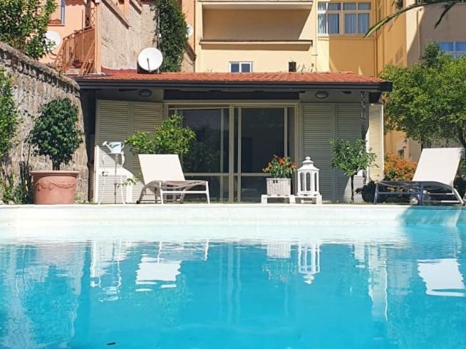 تختخواب و صبحانه Casa Castagna