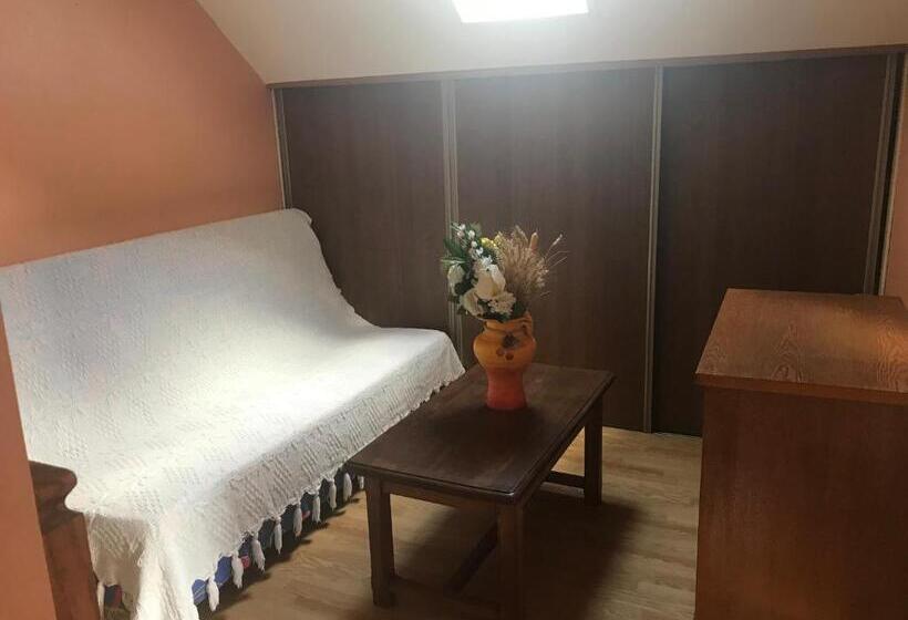 تختخواب و صبحانه Chambre D Hotes Chez Christiane