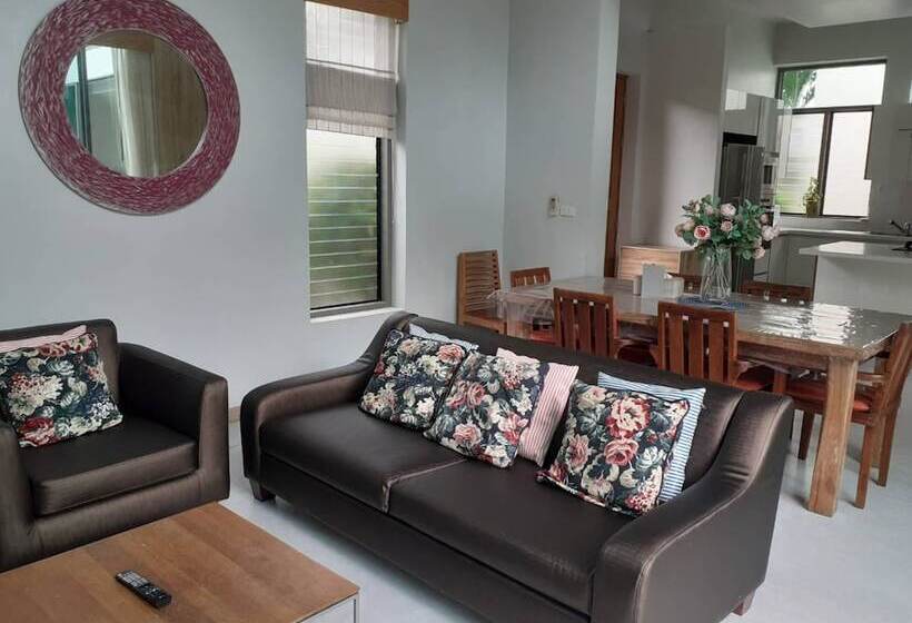 فندق Areeca Mahogany Zone