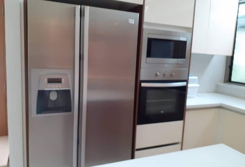 هتل Areeca Mahogany Zone