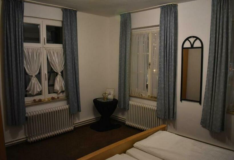 هتل Restaurant Meints4you Im Bürgerhof