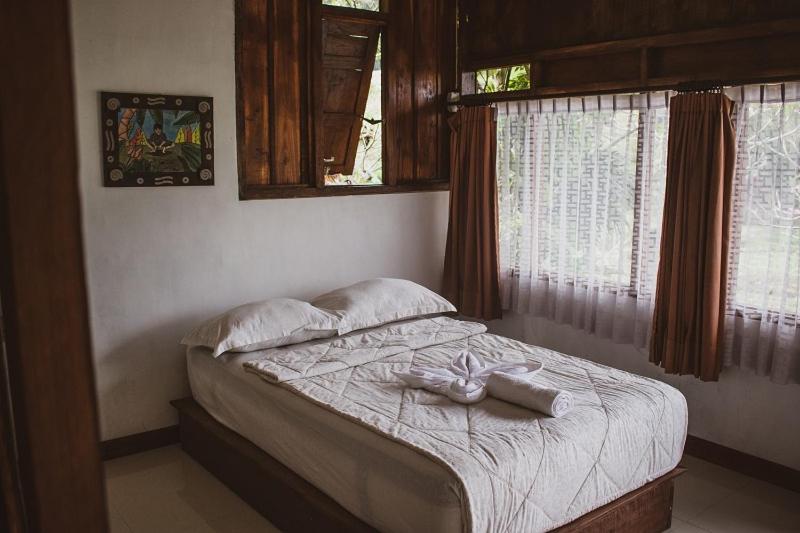هتل Taman Dolan Home & Resort