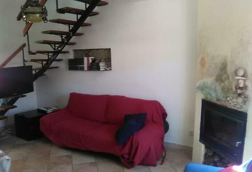 פנסיון Affitta Camere Monte Grappa