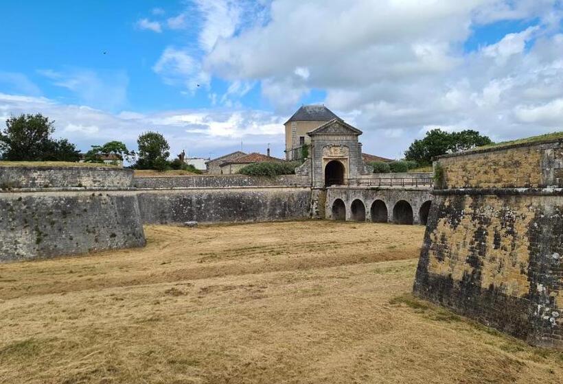 پانسیون La Martinoise Patio