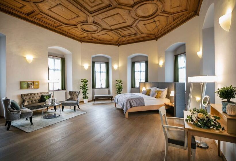 호스텔 Jufa Hotel Schloss Röthelstein