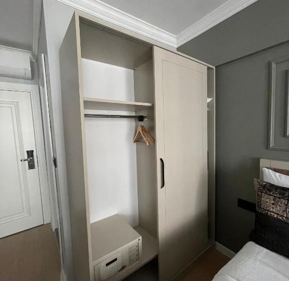 Fotos del hotel Noahs Ark Hotel:  25