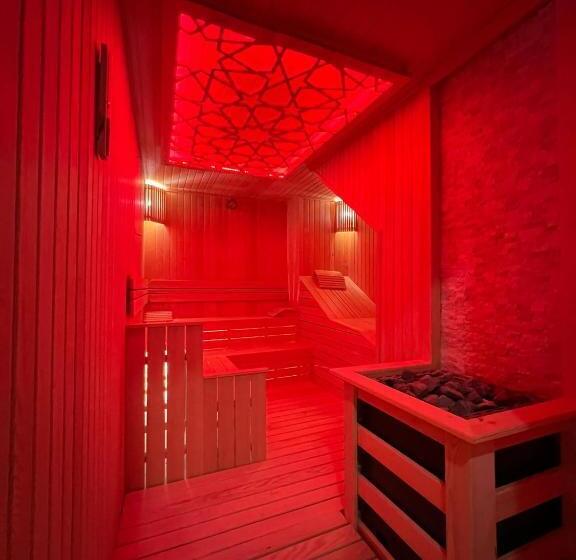 Fotos del hotel Noahs Ark Hotel:  43