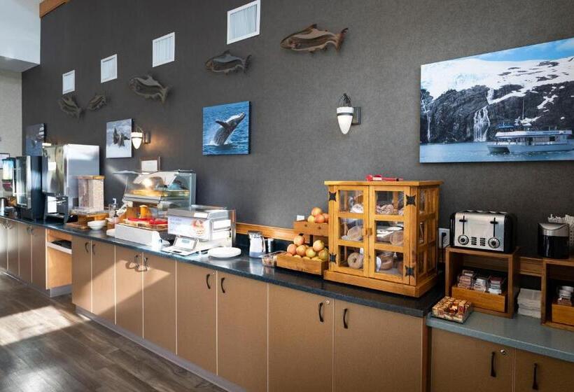 Harbor 360 Hotel Seward