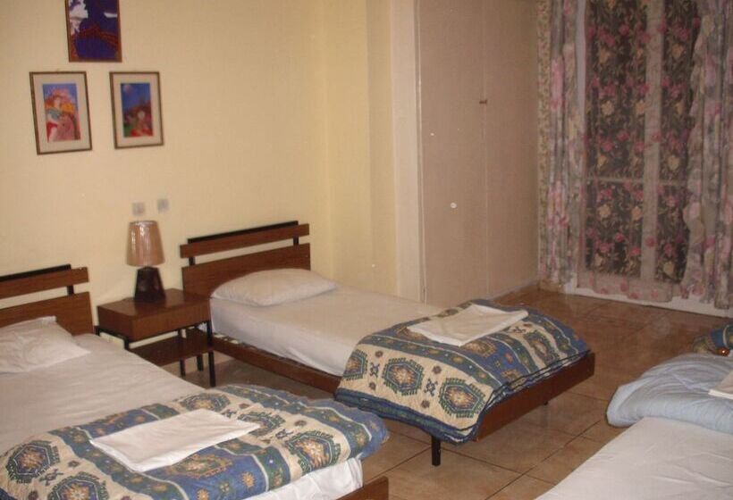 مسافرخانه Athens House