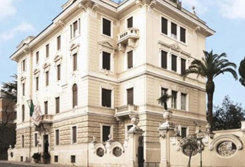 Hotel Aldrovandi Residence City Suites