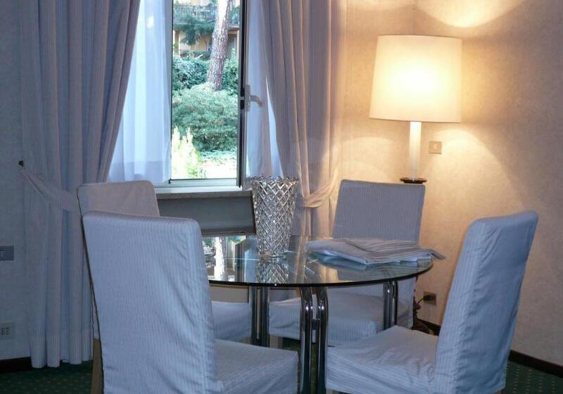 Fotos del hotel Aldrovandi Residence City Suites:  18
