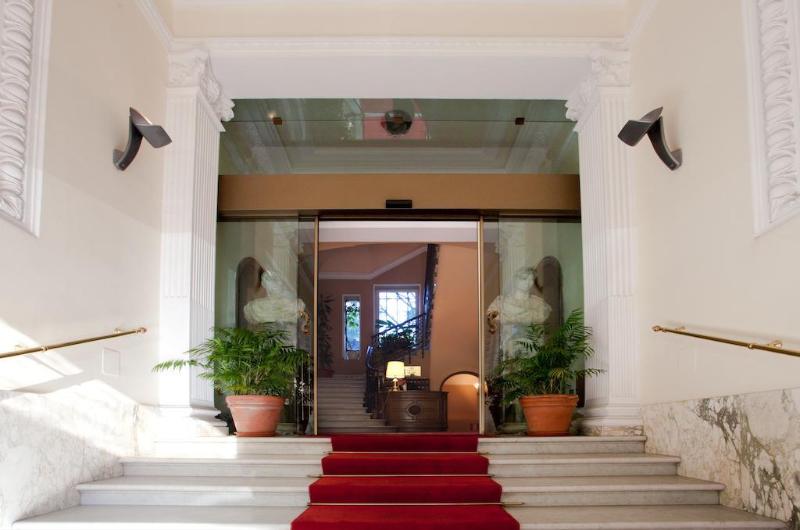 Hotel Aldrovandi Residence City Suites