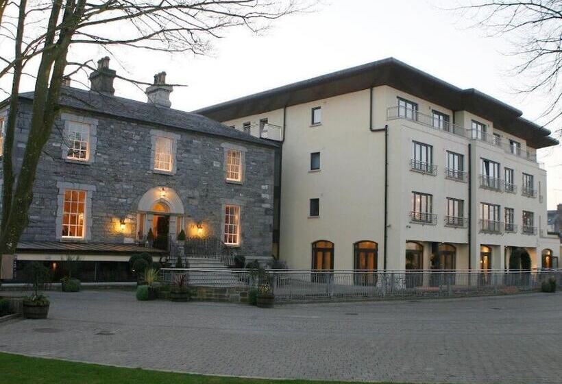 هتل Annebrook House