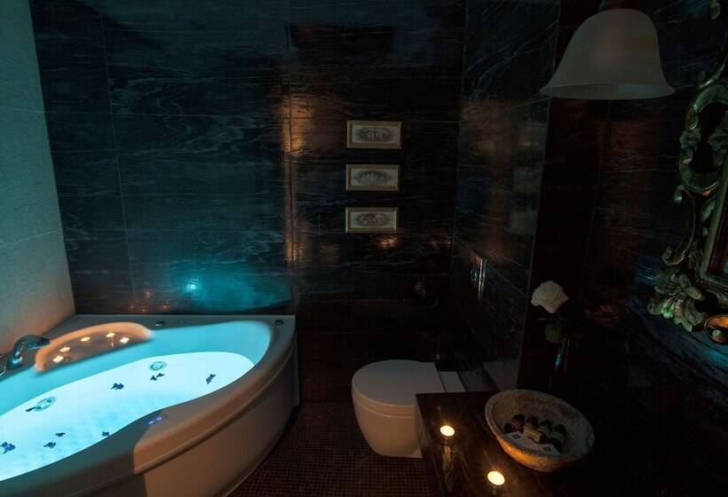هتل Aroma Dryos Spa & Eco
