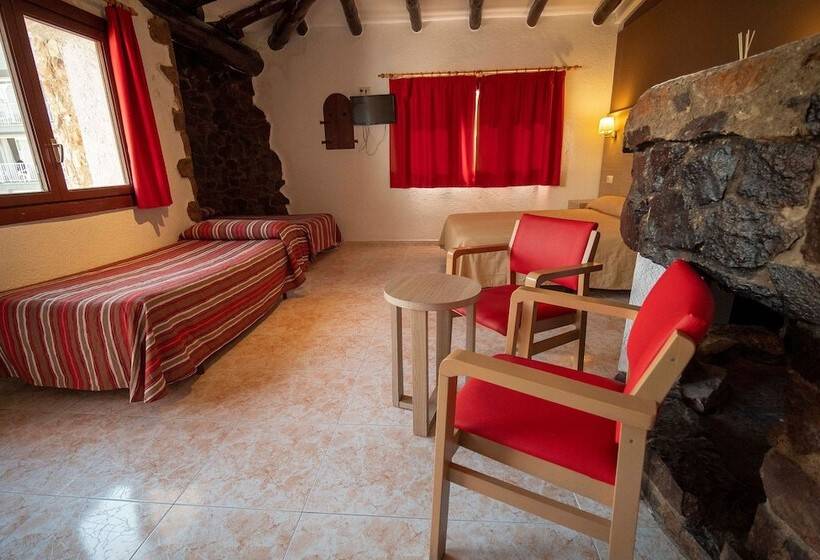 هتل Bungalows Don Juan Tossa