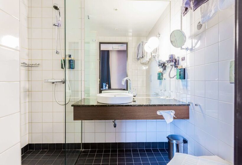 Clarion Hotel Post