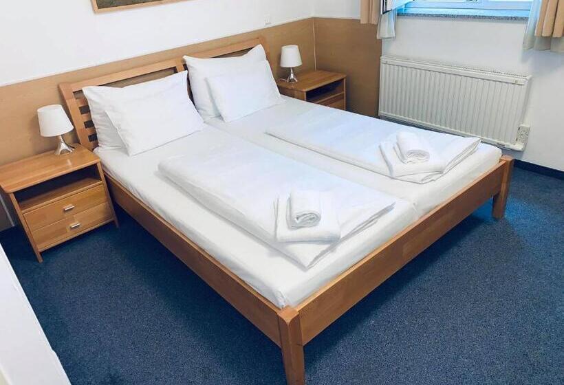 Fotos del hotel Donaustadt Kagran:  10