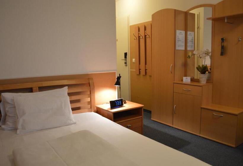 Fotos del hotel Donaustadt Kagran:  9