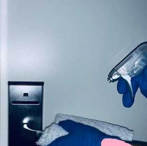 هتل Donaustadt Kagran   At Metro U1