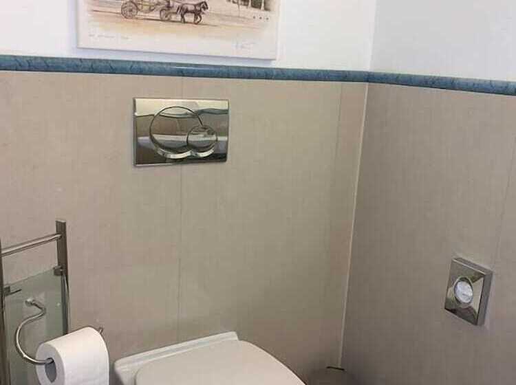 هتل Donaustadt Kagran   At Metro U1