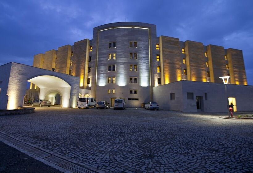 هتل Doubletree By Hilton  Avanos  Cappadocia
