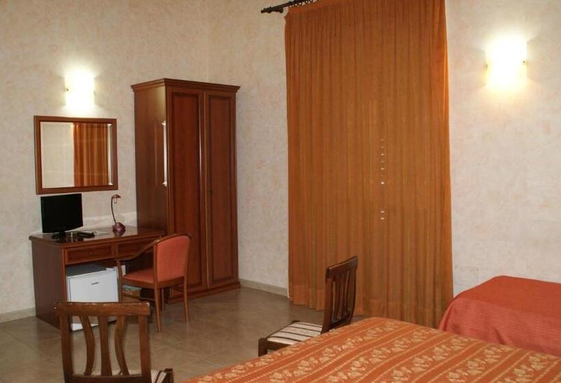 Fotos del hotel Gresi:  10