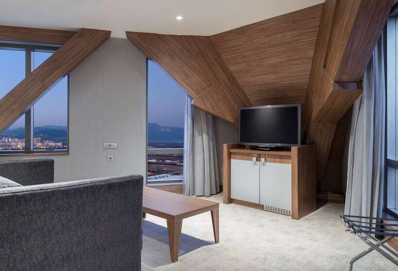 هتل Hampton By Hilton Bursa