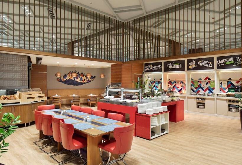 هتل Hampton By Hilton Bursa
