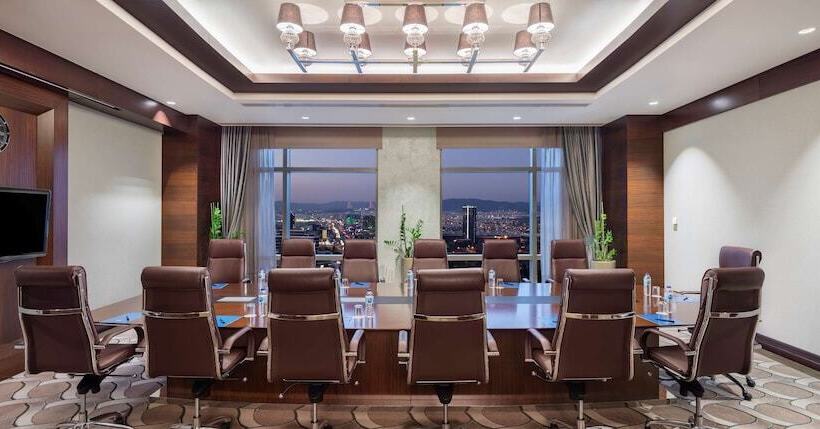 호텔 Hilton Bursa Convention Center & Spa