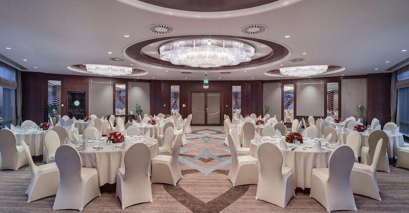 호텔 Hilton Bursa Convention Center & Spa