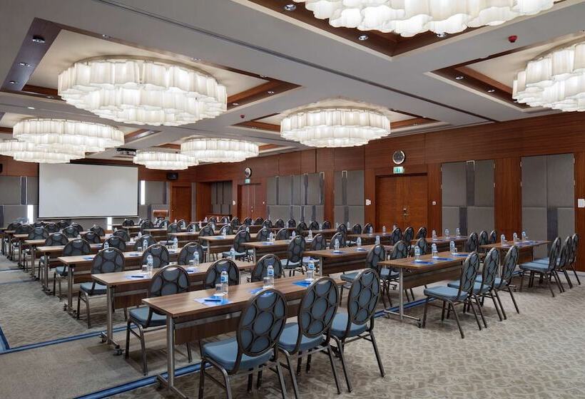 호텔 Hilton Bursa Convention Center & Spa